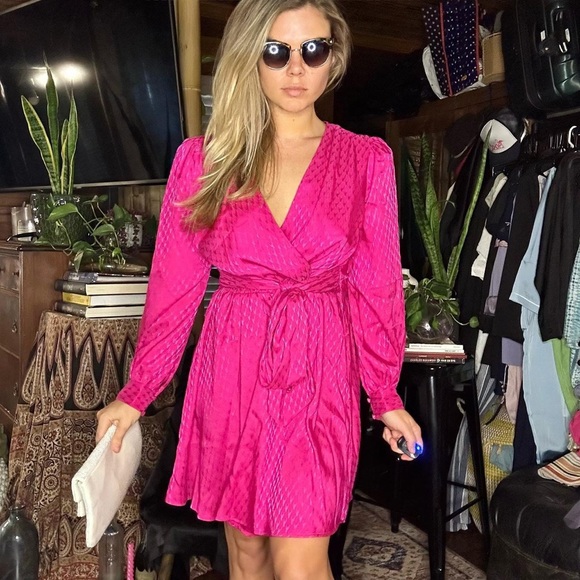 Express Pink Jacquard Print Dress - Picture 2 of 4